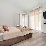 Gorgeous In Holiday home