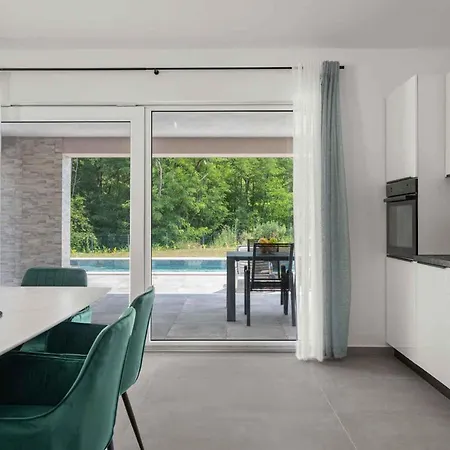 Cozy In With Kitchen * Santalezi